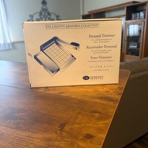 Creative Memories Personal Trimmer - Blue and White